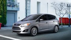 2013 Ford CMax reviewed and compared to Toyota Prius